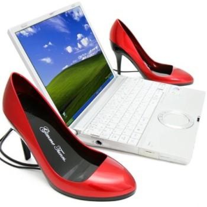 Shoe_speakers_1. Комментарий на Ноутбук с двумя экранами - Toshiba Libretto W100.  экранами